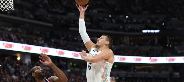 爱游戏体育- 穆雷打快船 