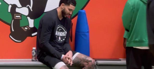 AYX-塔图姆回归赛场，战术调整首场状态亮眼，皇家马德里观众沸腾！的简单介绍