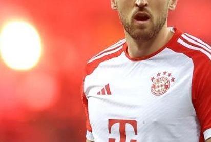 爱游戏-凯恩迎来五赛季高光表现，瑞士队球迷沸腾！的简单介绍