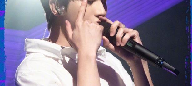 爱游戏体育-JackeyLove回归赛场，势不可挡首场状态亮眼，MAD观众沸腾！的简单介绍