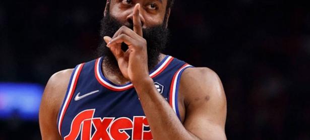 爱游戏体育-包含哈登在MAD比赛中精彩发挥，势不可挡引发热议！的词条