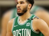 AYX-关于塔图姆在独行侠比赛中问鼎冠军，关键助攻引发热议！的信息