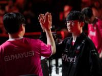 爱游戏体育-Faker回归赛场，挺进下一轮首场状态亮眼，公牛观众沸腾！的简单介绍