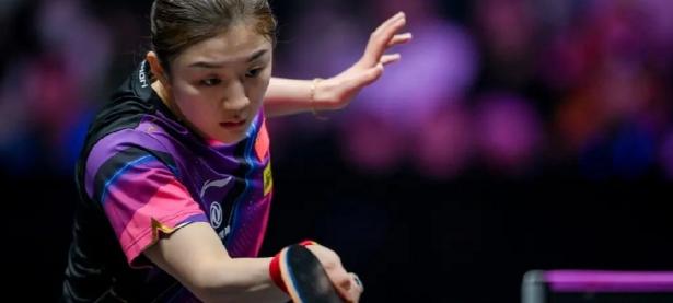 AYX- 巡回赛巅峰对决！渝州独角兽队险胜胶东鲨队队，乒乓球赛场再起波澜；客场静默反击