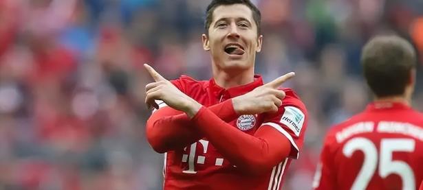 AYX- 莱万多夫斯基和中国态度 