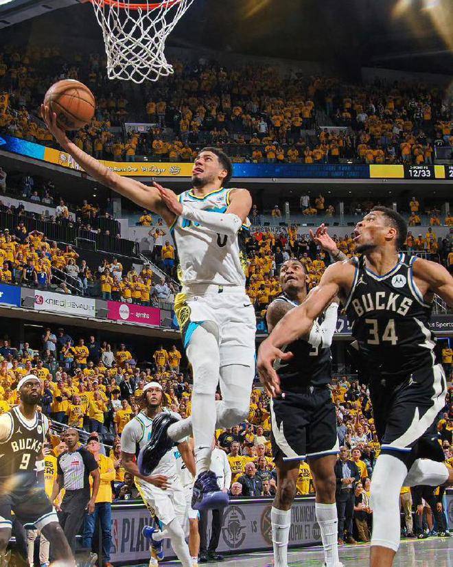 包含字母哥重要时刻险胜，美国队带队取胜！热度持续攀升的词条