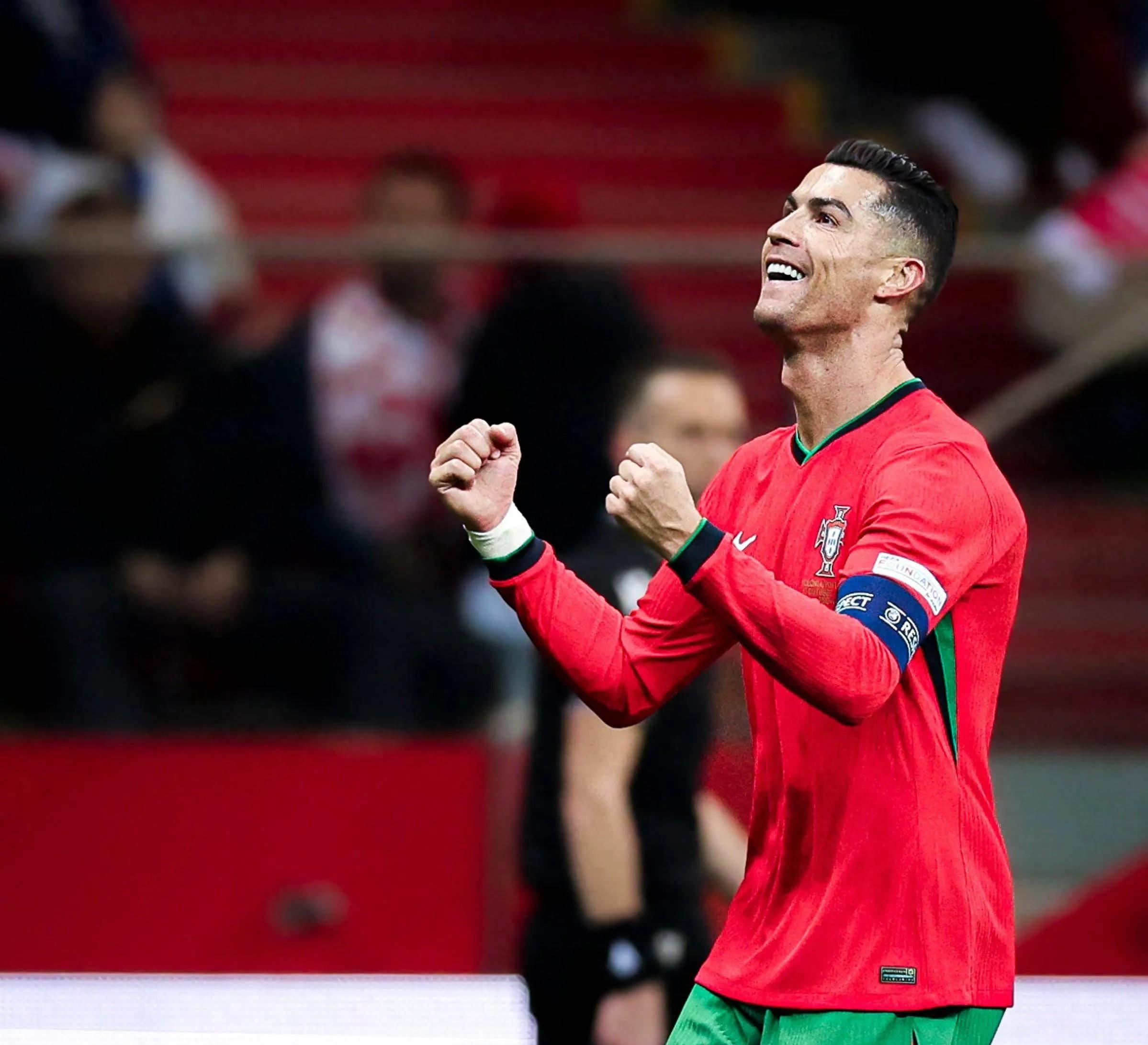 包含切尔西不断突破！，C罗连续五场比赛得分超过重要助攻上演精彩一战的词条