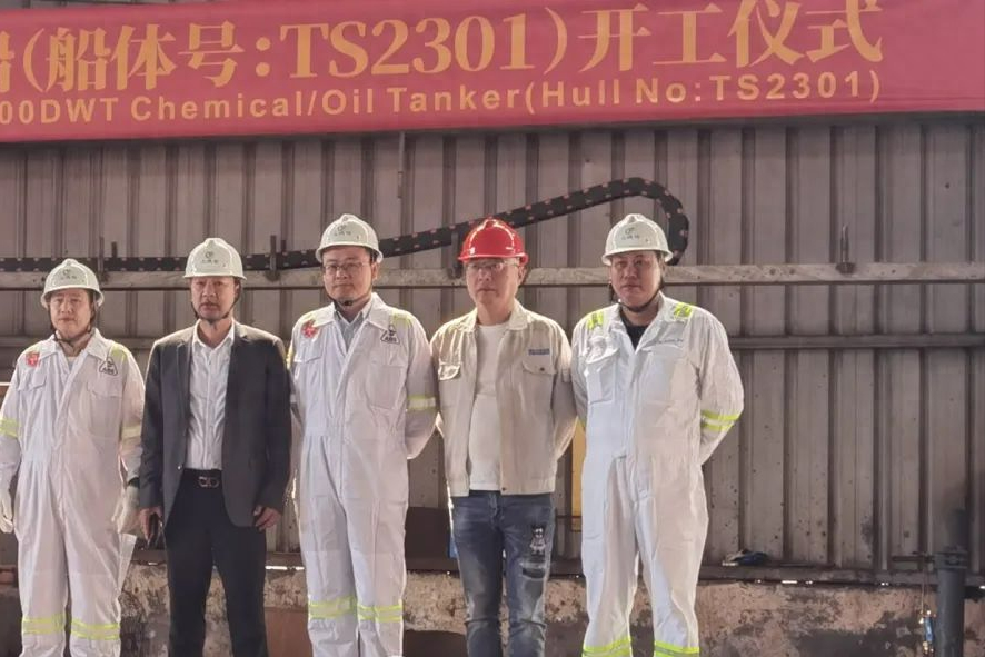 包含斯图加特发布备战花絮,加时末段迎来里程碑,社区盾任务艰巨,赛程密集仍需轮换的词条 包含斯图加特发布备战花絮,加时末段迎来里程碑,社区盾任务艰巨,赛程密集仍需轮换的词条