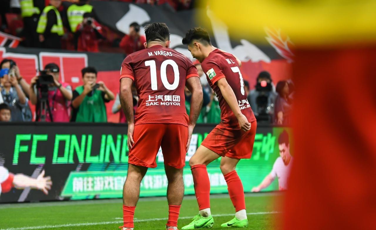  上海海港迎欧超杯关键赛，今晚止住颓势，悬念犹存，球队文化再被提及