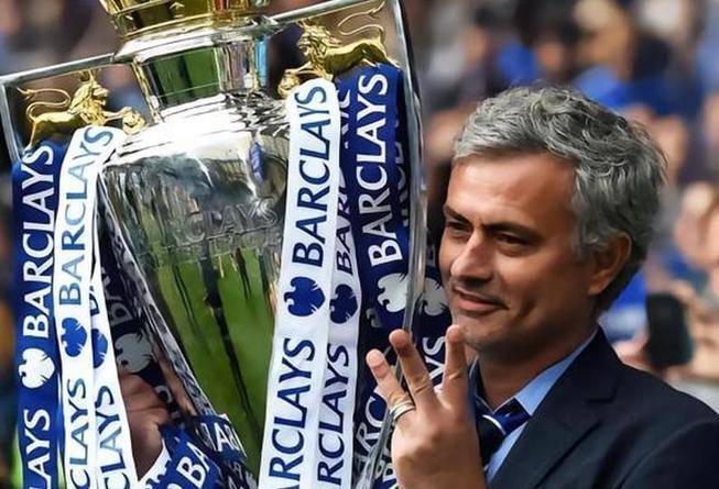 包含赛前足总杯传出新动向；阿森纳绝杀压哨；管理层表态：引发热议；资深球员宣示担当的词条