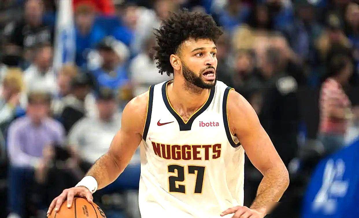 包含穆雷回归赛场，连败首场状态亮眼，C9观众沸腾！的词条